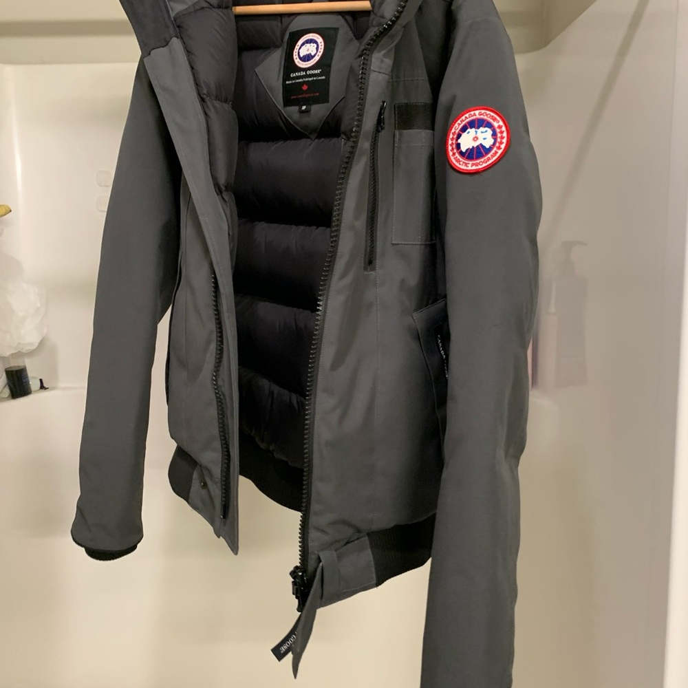 A very good condition Canada goose Borden jacket. Rare and with fur trim.